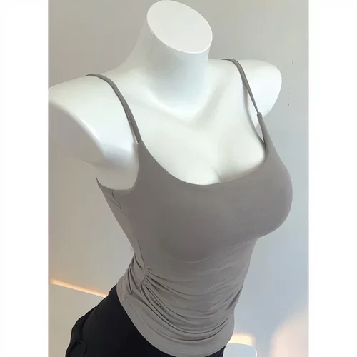 51STUDIO自制清冷感白皮～自带胸垫可拆卸吊带内搭打底背心上衣女