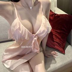 51STUDIO自制ZE035藏不住好品味！性感V领露背荷叶边吊带连衣裙ye