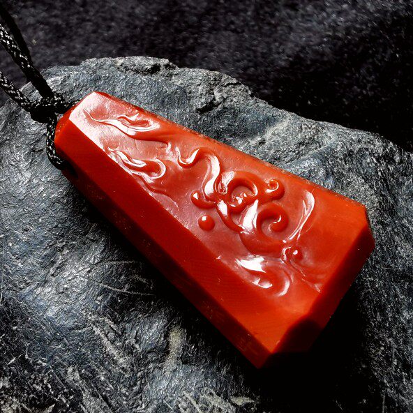南红赤玉玛瑙瓦西料满肉色锦杮子红凤凰浴火41.5x22x15.3mm