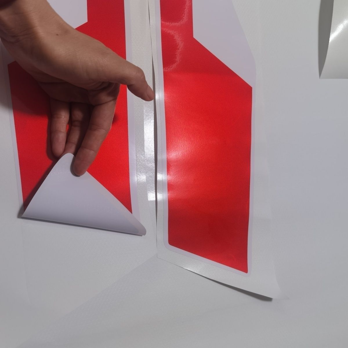 挖掘机徐工新款黑红XE75 85 95 135 200 215 225DA/K配重反光贴花