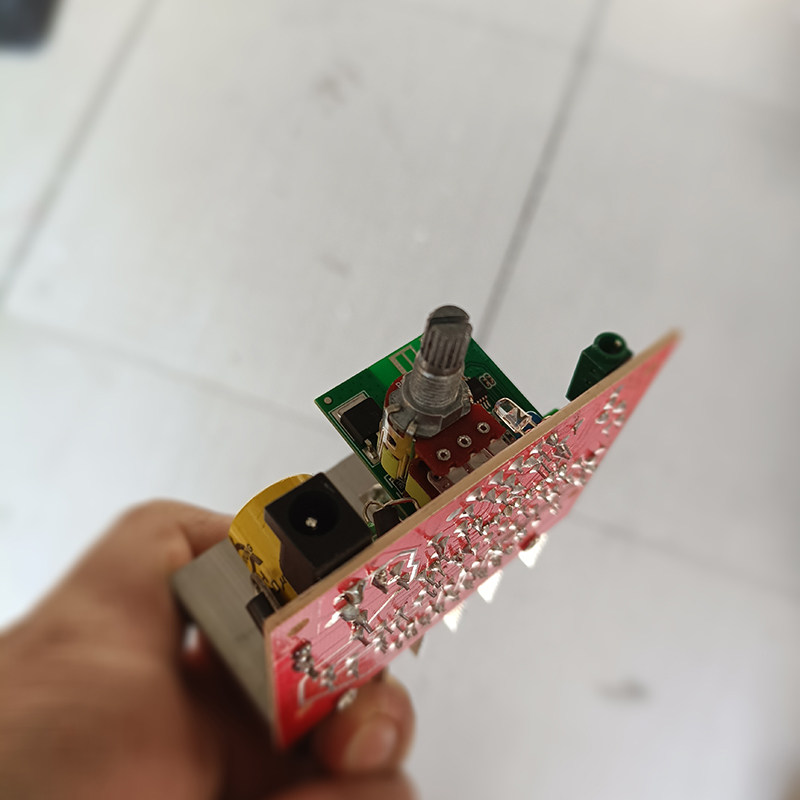 40W进口芯片功放板蓝牙功 DC12V车用 音频放大器DIY套件2.0双通道