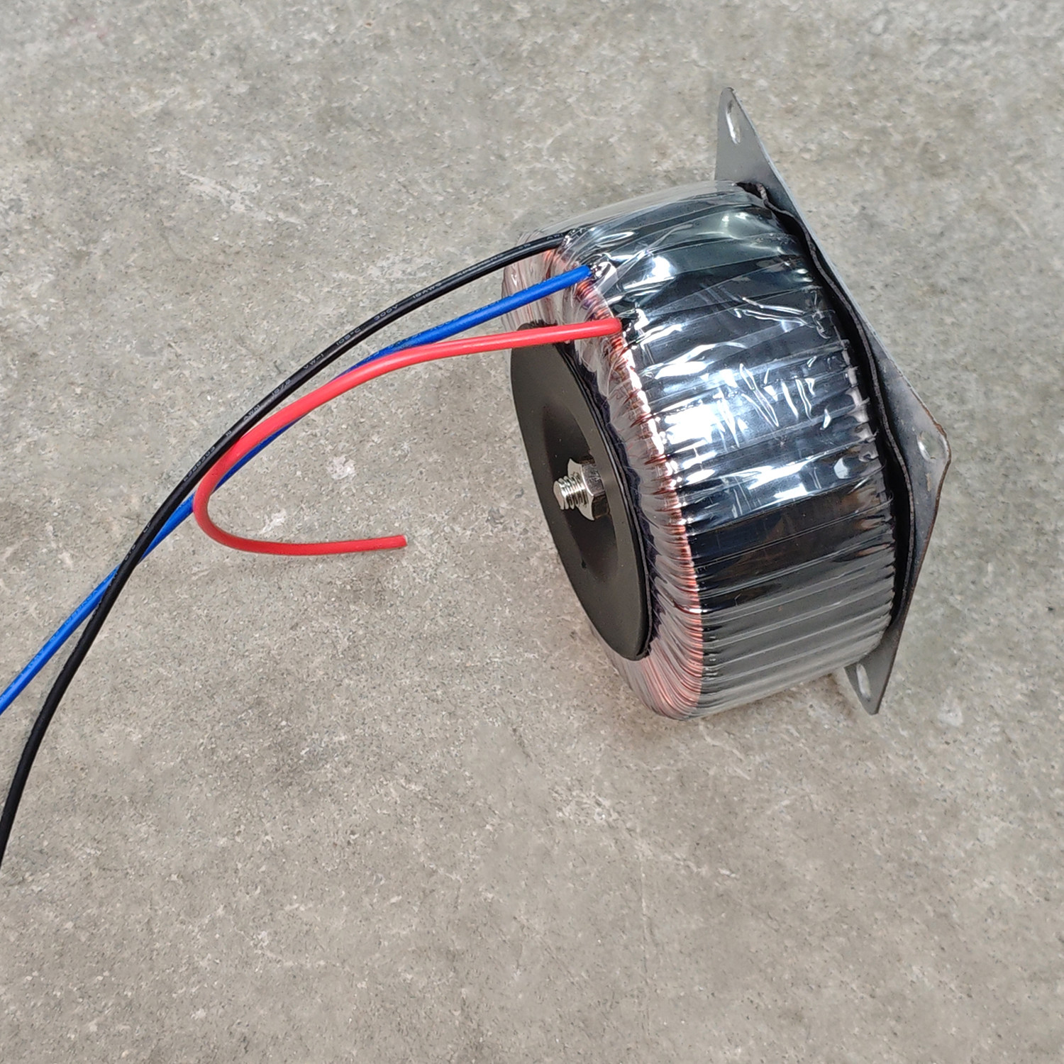 铜线500W自耦220V输入转110V伏输出环形变压器电源进口电器降压器
