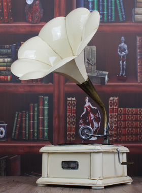 仿古风黑胶唱机铁艺酒吧模型道具