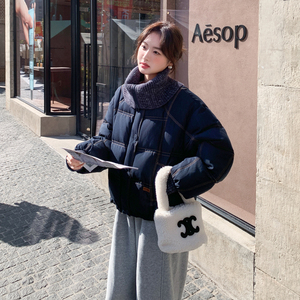 唯尔萱，杭州浙宝服装城-网红风B馆1楼057