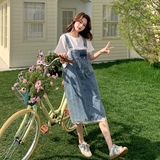 2025夏季俏皮可爱牛仔背带裙蕾丝拼接下摆中裙白T恤减龄套装女新，女装连衣裙，唯尔萱