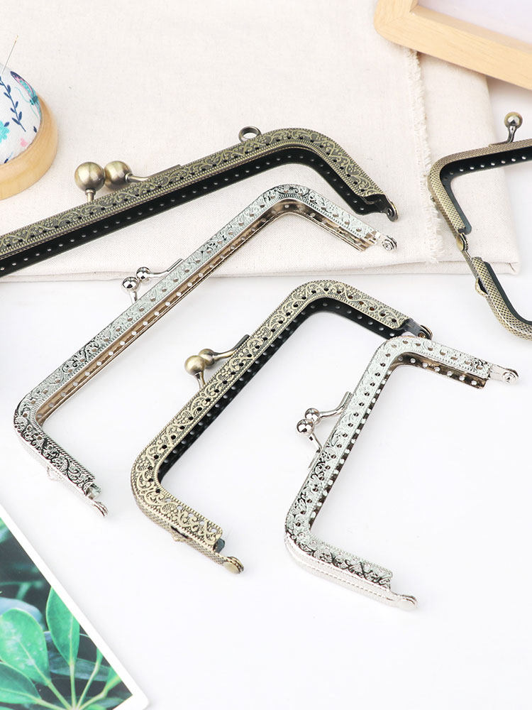 가방 액세서리 입 금 소재 미니 수제 DIY 작은 동전 지갑 금 입 12.5CM 10.5CM 정사각형 용