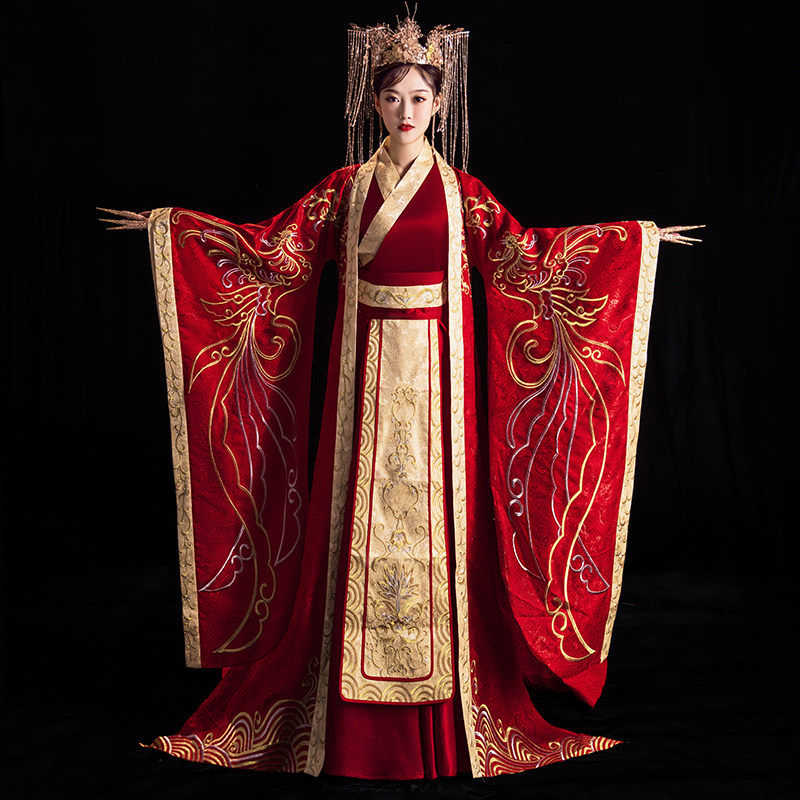 出租汉服婚服新娘新郎凤冠霞帔新中式婚礼拖尾传统周制2022年新款