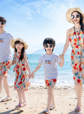 不一样的亲子装一家三四口母女连衣裙洋气沙滩海边三亚度假套装夏