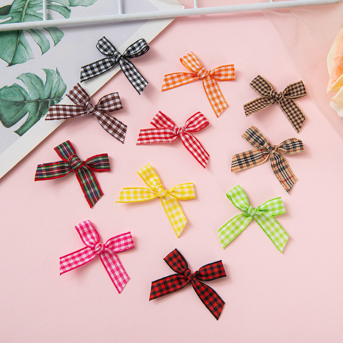 1cm苏格兰风成品格子蝴蝶结礼物包装发饰发夹宠物衣袜服装100PCS,饰品/流行首饰/时尚饰品新,发饰,淘宝优惠券,粉丝福利购,淘宝优惠卷
