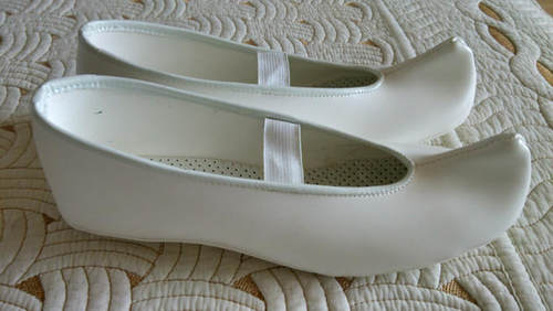 朝鲜族传统平底舞蹈鞋