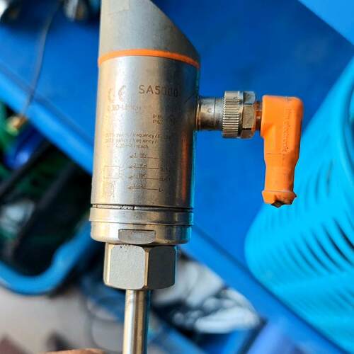 SA5000易福门流量传感器工业工控自动化配件议价维修