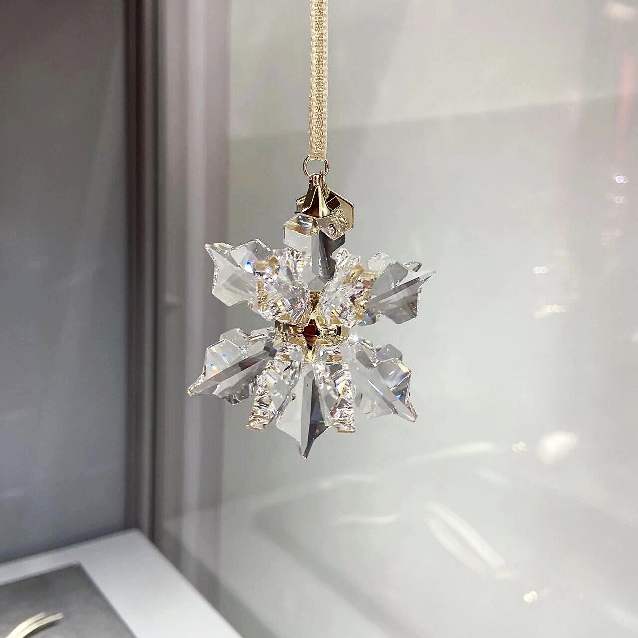 高档水晶雪花车挂车内挂饰后视镜吊坠女神款创意简约车饰摆件,汽车用品/电子/清洗/改装,车挂,淘宝优惠券,粉丝福利购,淘宝优惠卷