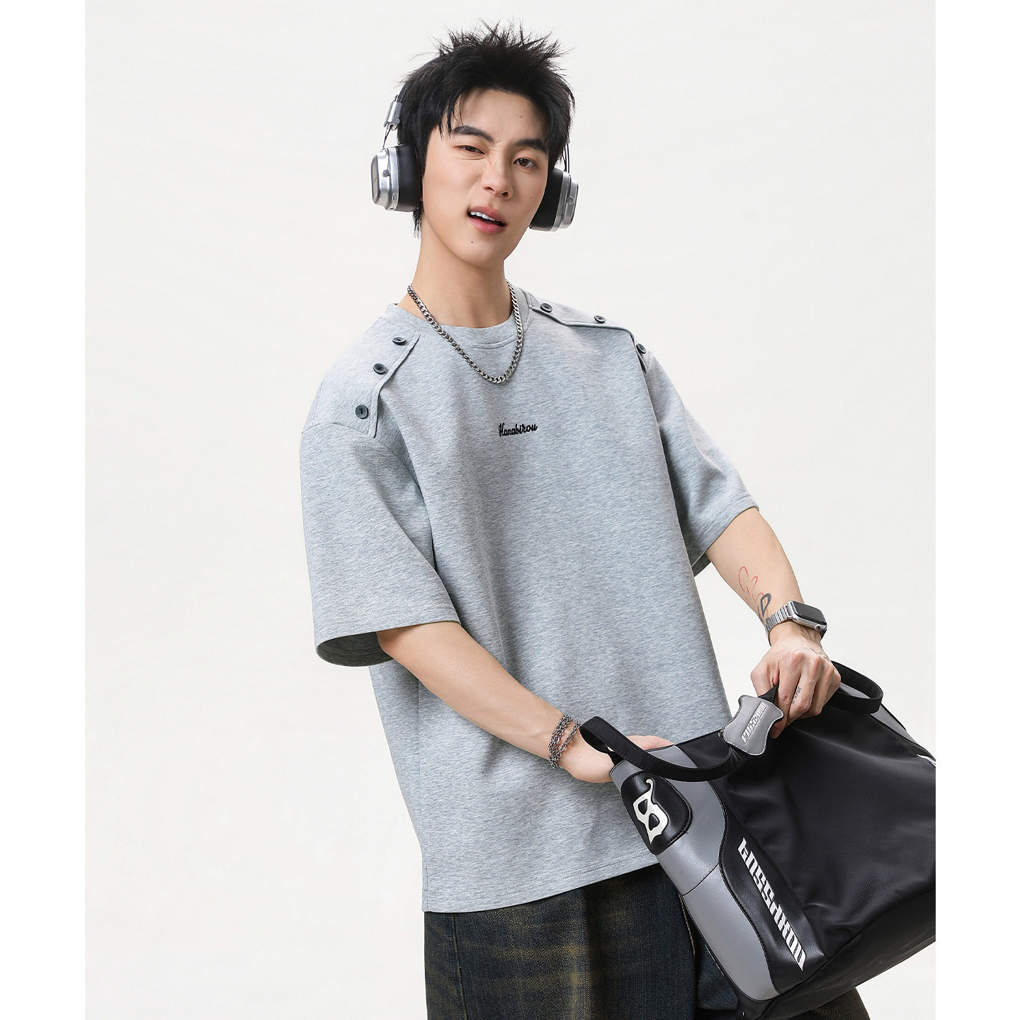 T恤男夏季款肩部活页纽扣字母绣花半袖体恤OT7296-P35控65，男装T恤，电商A362