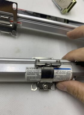 基恩士光栅传感器SL-V31F (SL-V31F-R+SL-V31F-T)现货3套 98成新