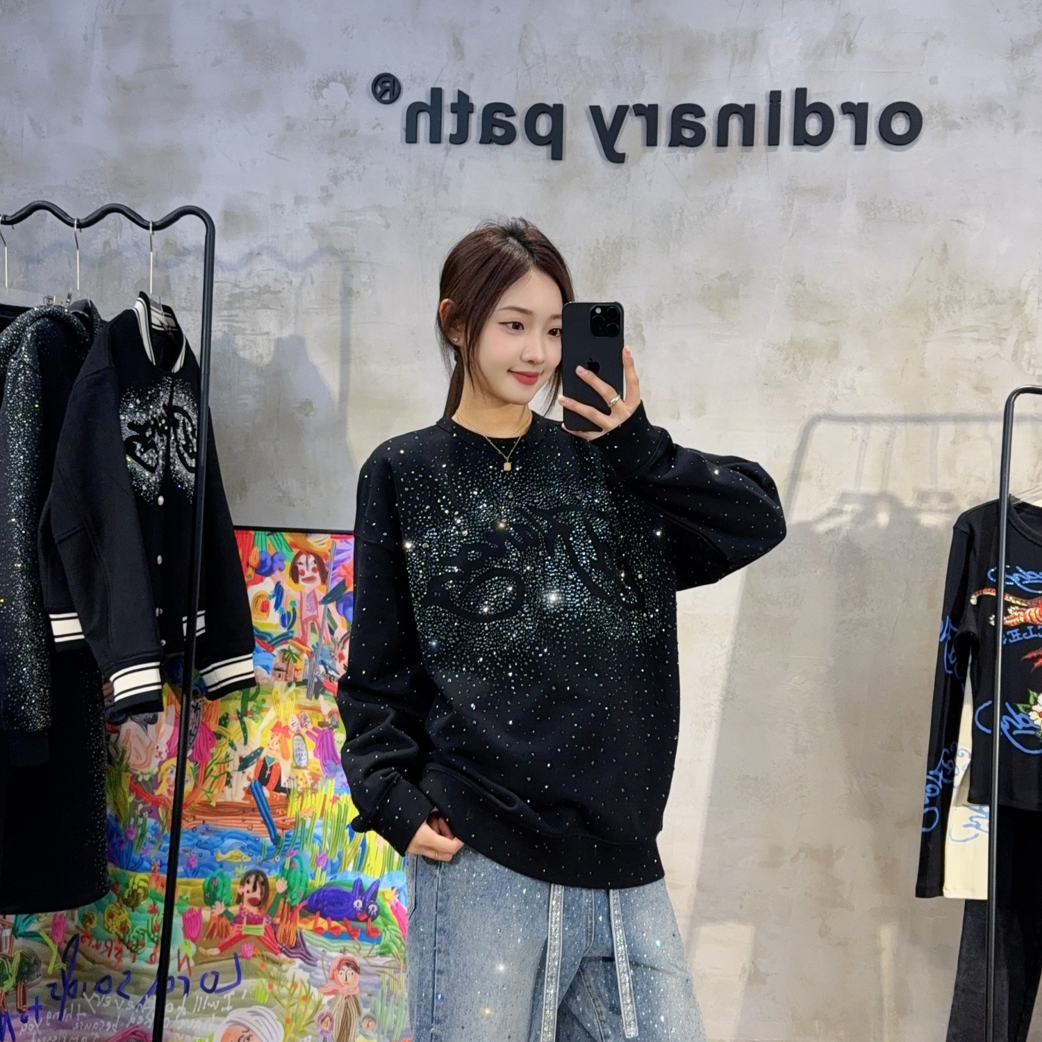 亮闪闪高级感大版男女烫钻潮卫衣