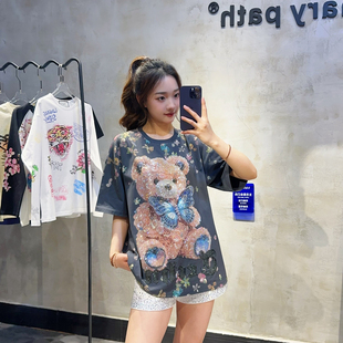 女宽松圆领甜酷重工烫钻花朵闪亮高货百搭T恤 轻奢潮牌夏小熊短袖