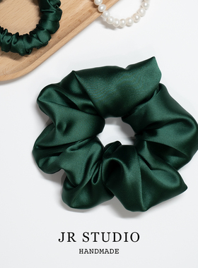 复古绿韵 高级感法式复古简约优雅优质纯色缎面大肠发圈发绳发饰