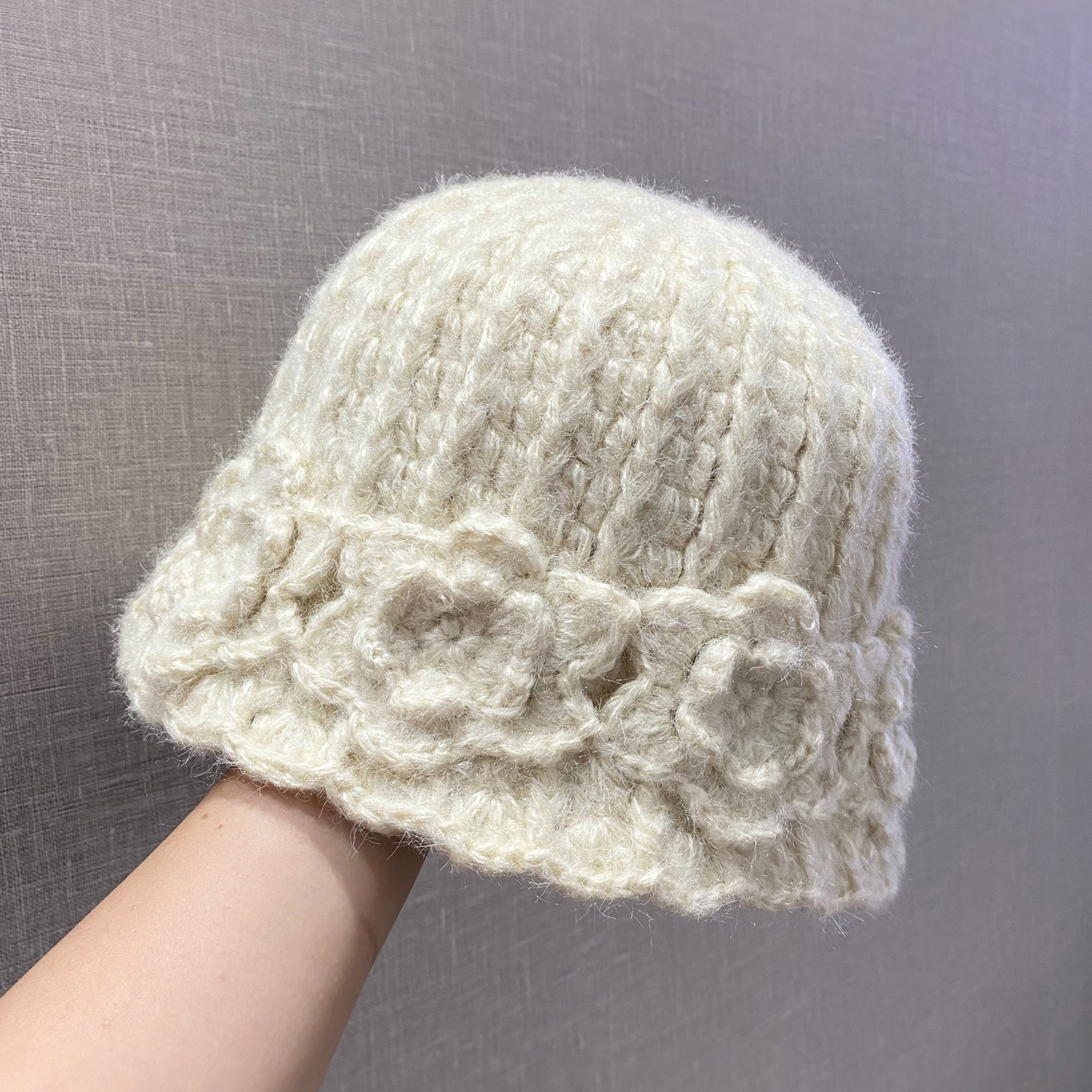 秋冬新款立体花朵针织桶帽女百搭