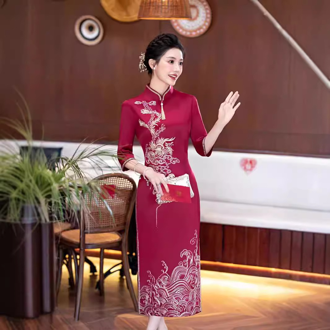 喜婆婆婚宴装2025新款女夏季结婚礼服妈妈喜服旗袍高贵年轻连衣裙