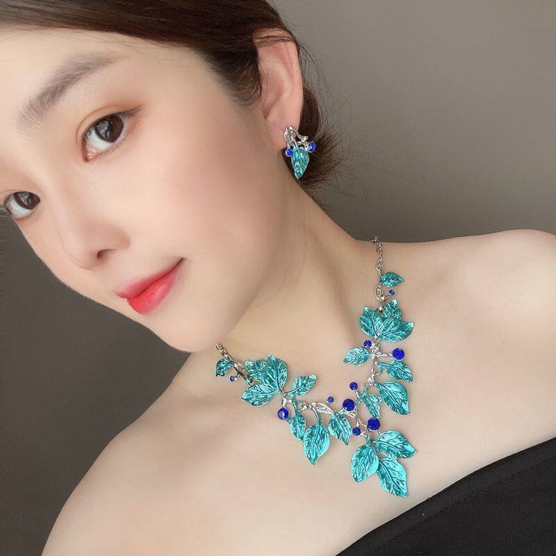 欧美首饰树叶镶钻画油合金项链套装夸张百搭锁骨链个性舞台超闪