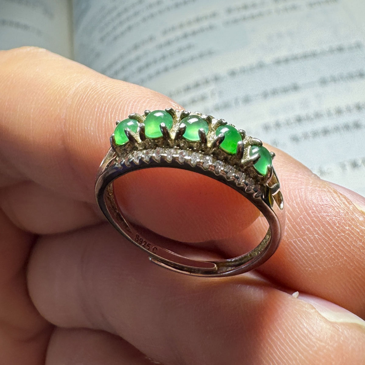 瑜瑾缅甸天然A货翡翠冰种冰阳绿戒指