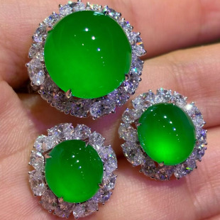 瑜瑾缅甸玉石天然翡翠A货帝王绿戒面蛋面耳钉真金真钻镶嵌饰品