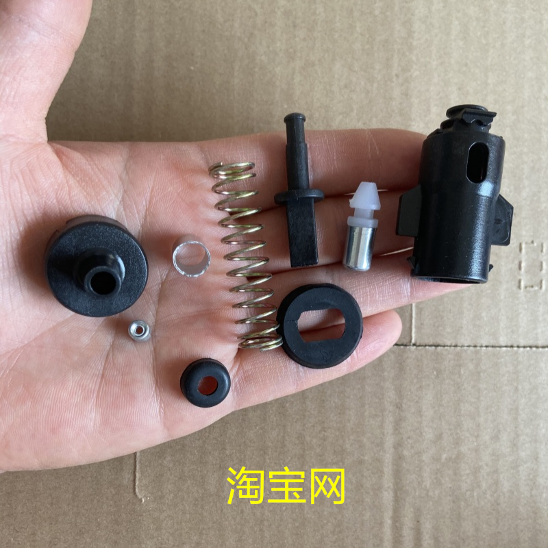 CS35plus适配弹簧油箱盖拉线锁