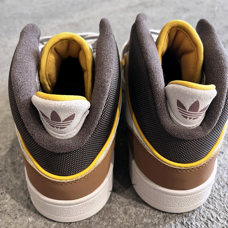 Adidas/阿迪达斯男鞋女鞋正品新款耐磨舒适高帮板鞋运动鞋JP9984