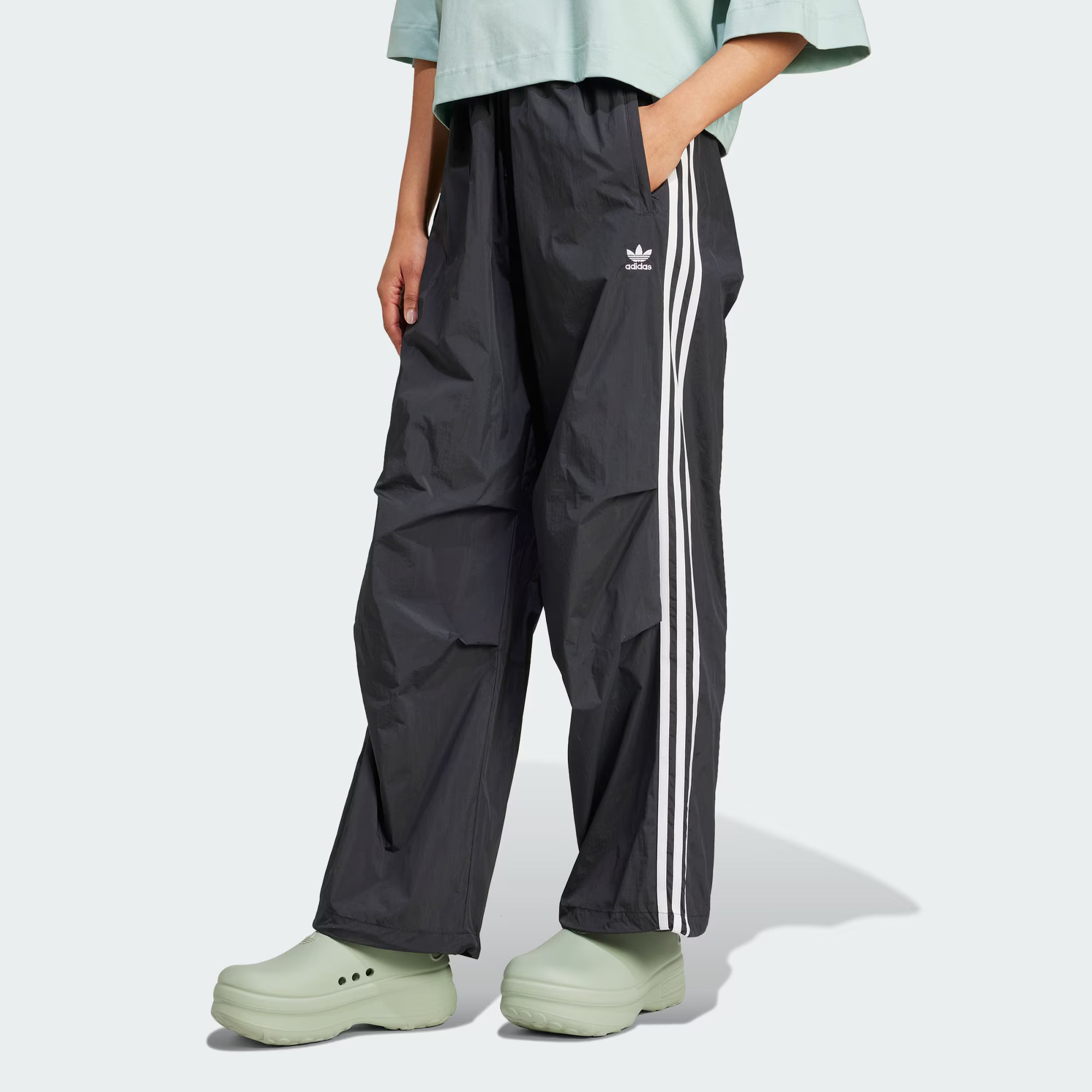 Adidas/阿迪达斯长裤女子秋季新款穿搭宽松休闲运动伞裤IY7251
