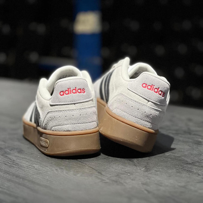 Adidas阿迪达斯男女板鞋夏季新款低帮耐磨休闲鞋经典板鞋JP8232