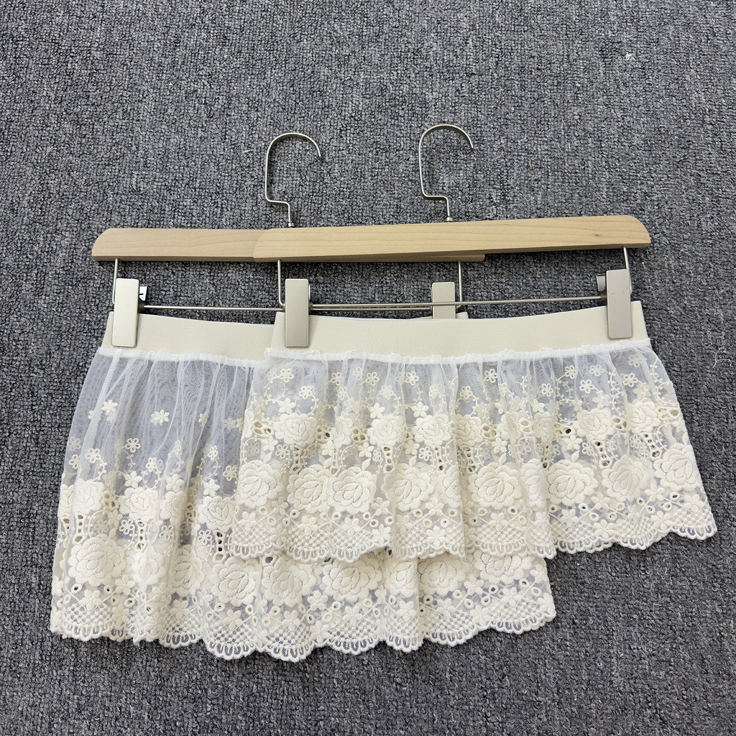 春韩系小裙帘半裙芭蕾风腰封围裙遮胯叠穿打底短裙刺绣花朵垂感好