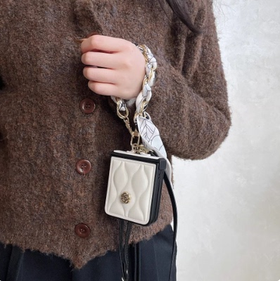 适用小米MixFlip2折叠屏手机壳膜一体荣耀MagicVFlip2华为Purax三星zflip7全包6摩托罗拉Razr50Ultra斜跨挂绳