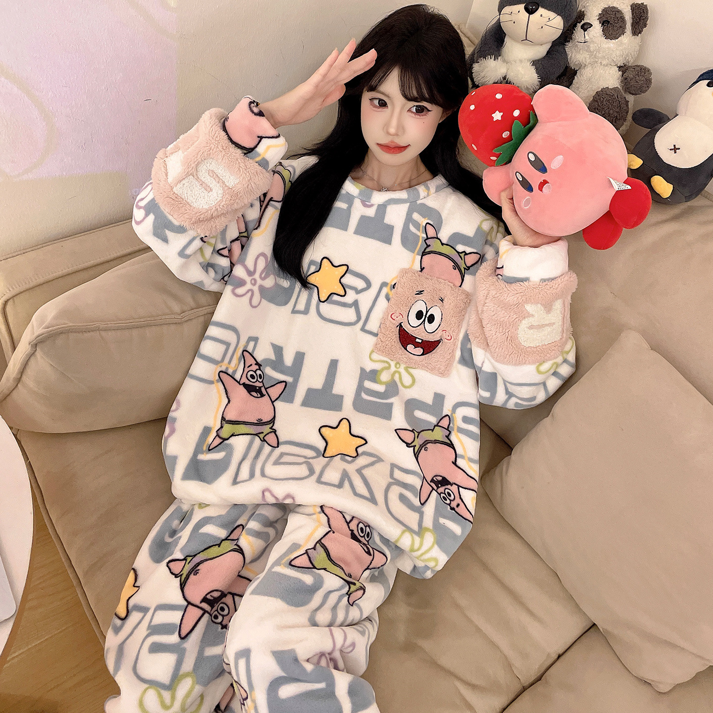 秋冬季加厚法兰绒女生睡衣胖MM可爱卡通加肥加大码保暖家居服套装