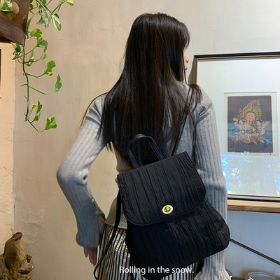 百搭复古轻便双肩包休闲通勤背包