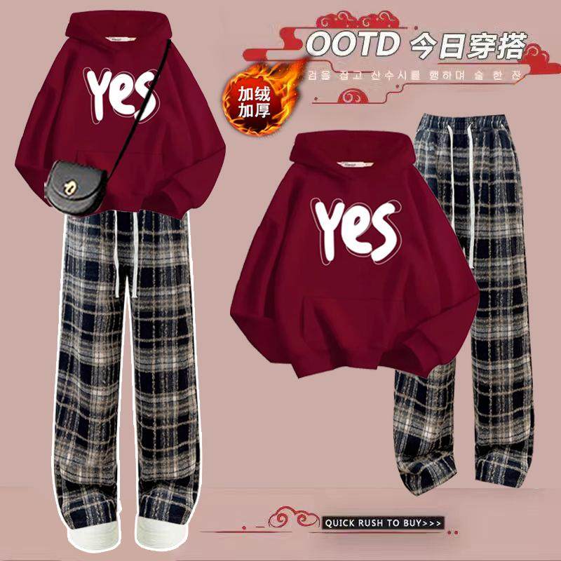 美式女童酒红色本命年连帽卫衣秋冬装新款洋气时髦女大童加绒上衣