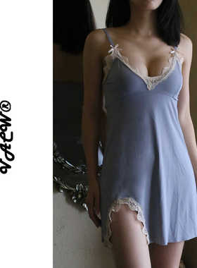 「镇店之宝」VACW裸感含胸垫丝滑牛奶丝大码性感舒适吊带睡裙夏季