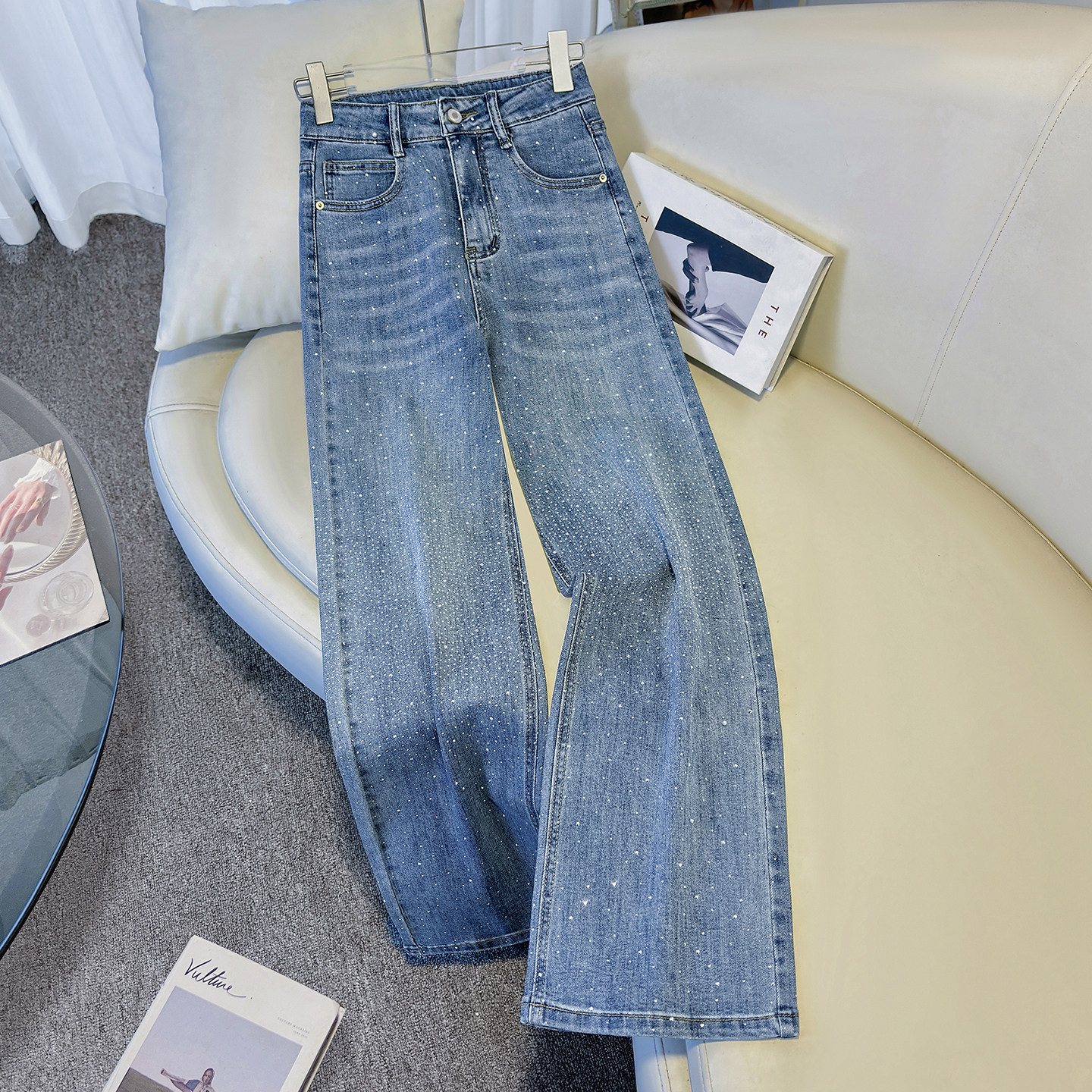 蓝色满天星烫钻直筒牛仔裤女2026春季新款垂感高腰显瘦窄版阔腿裤