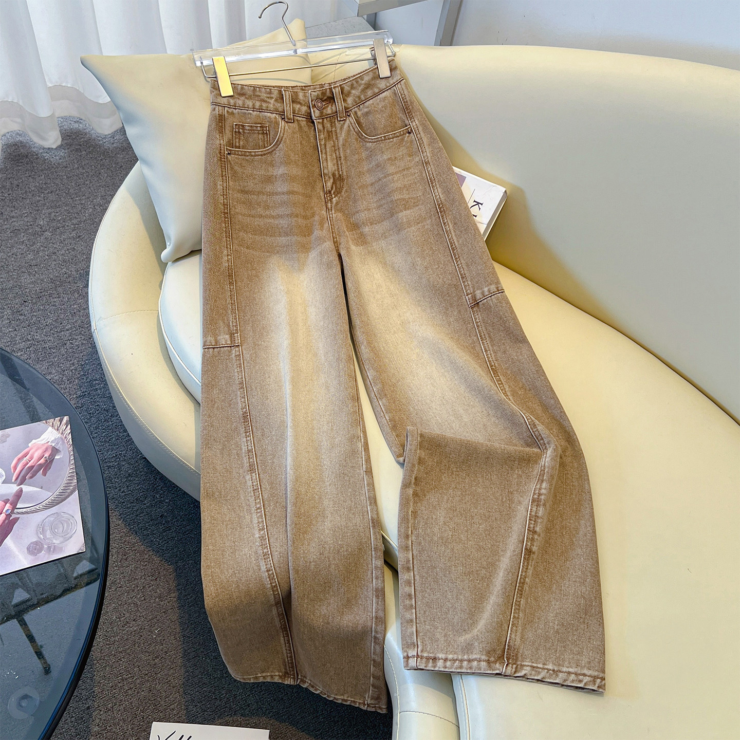 红棕色休闲牛仔裤女2026早春新款高腰显瘦垂顺宽松窄版阔腿直筒裤