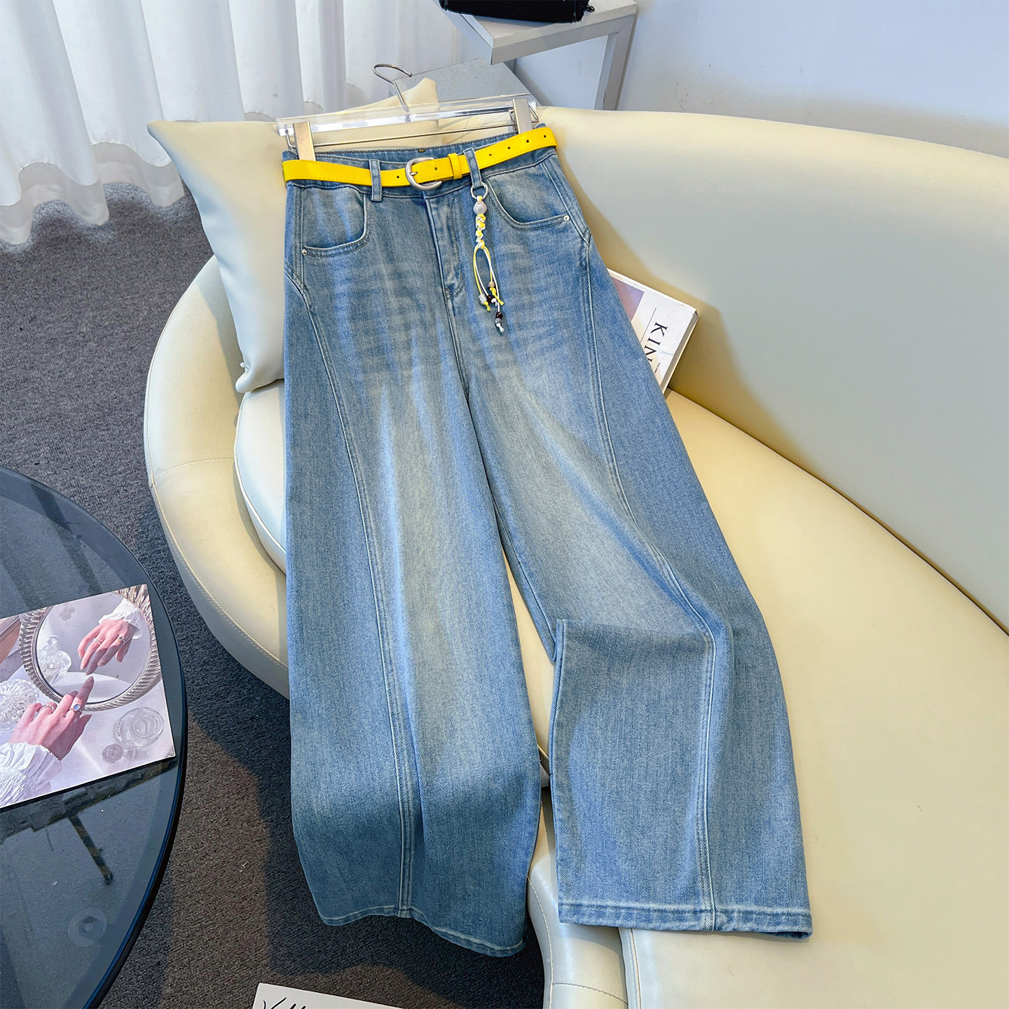 浅色窄版牛仔阔腿裤女2026年春季新款时尚百搭高腰显瘦直筒弯刀裤