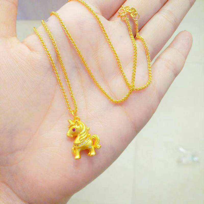 2026本命年点钻小萌马吊坠项链女士越南沙金仿真黄金轻奢锁骨项链