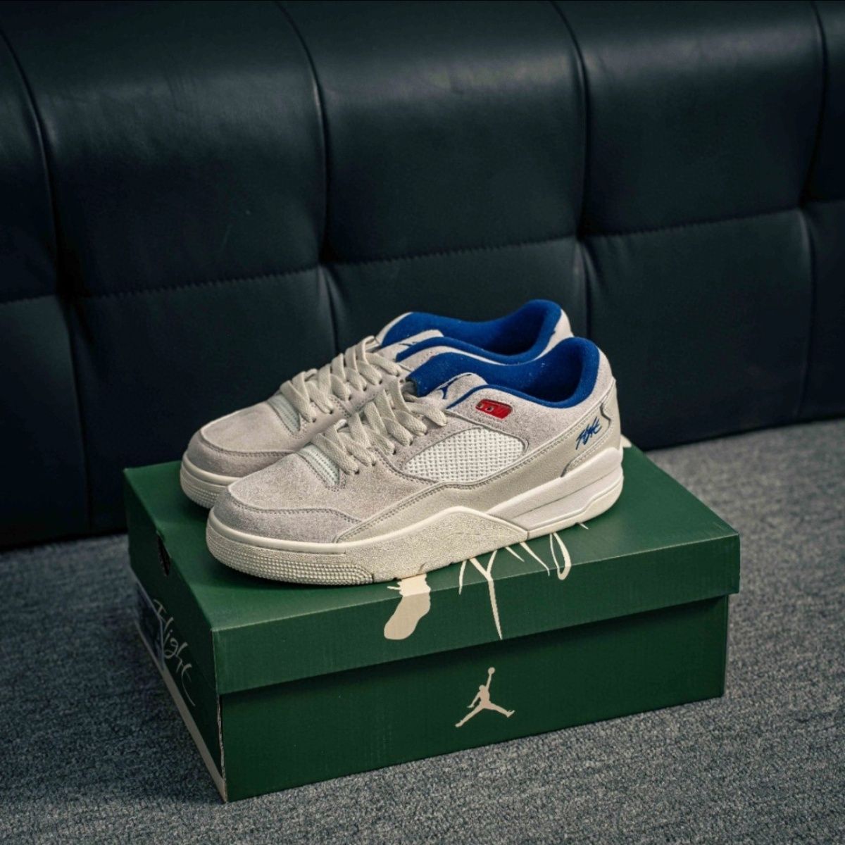 七小七鞋柜 Air Jordan Flight Court 低帮复古运动鞋 HF3255-004