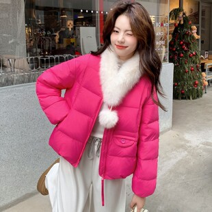 轻奢风毛领羽绒棉服女冬季通勤直筒型时髦洋气宽松短棉衣棉袄外套