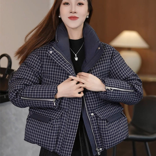 时尚百搭格纹羽绒服女2025冬季新款立领加厚保暖显瘦面包服短外套