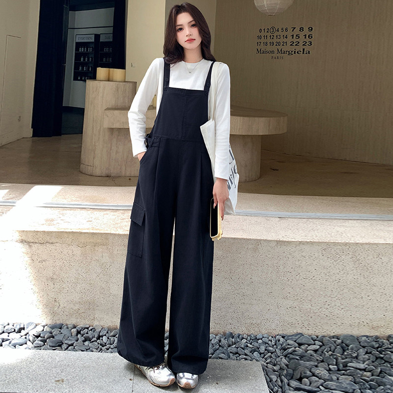 早初秋新款时尚洋气减龄背带裤女士百搭设计感小众宽松休闲连体裤