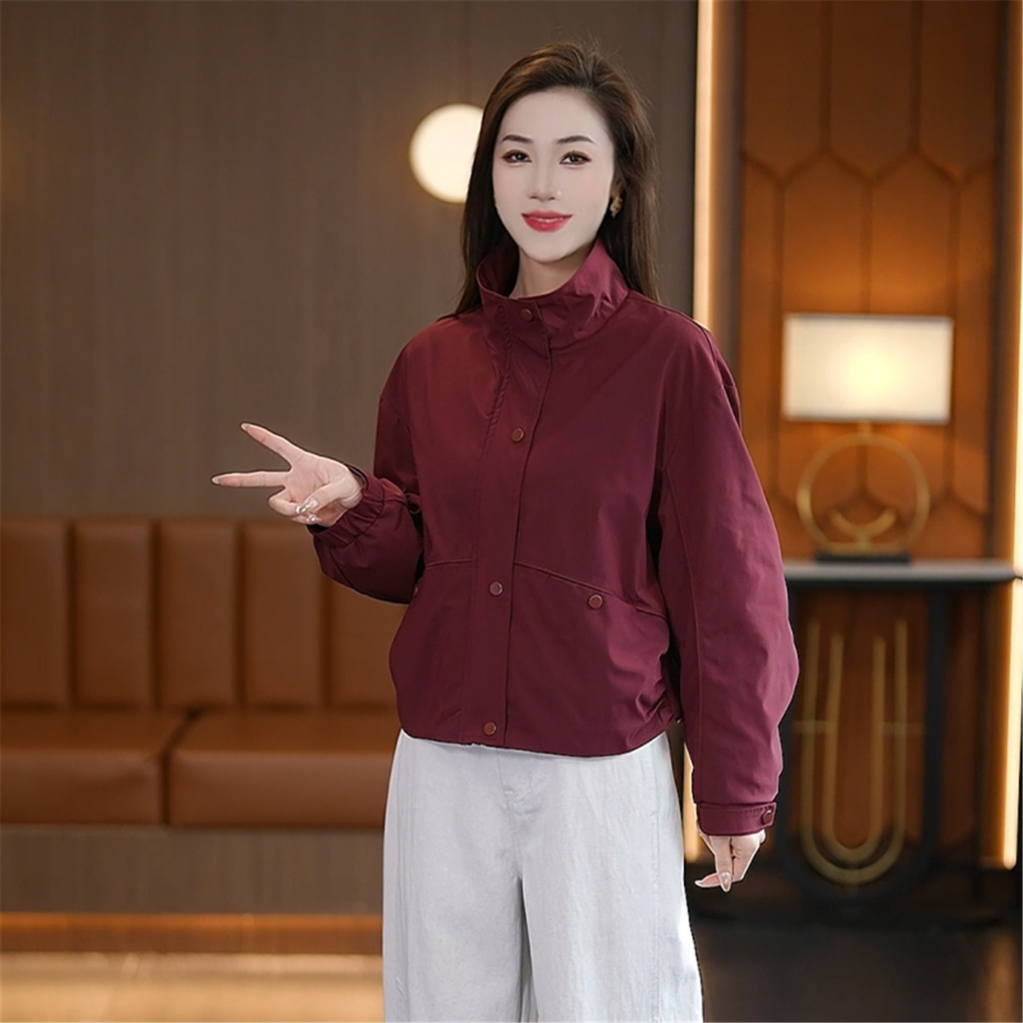 休闲风立领短外套女春秋季2026新款宽松拉链开衫百搭减龄夹克上衣,女装/女士精品,短外套,淘宝优惠券,粉丝福利购,淘宝优惠卷