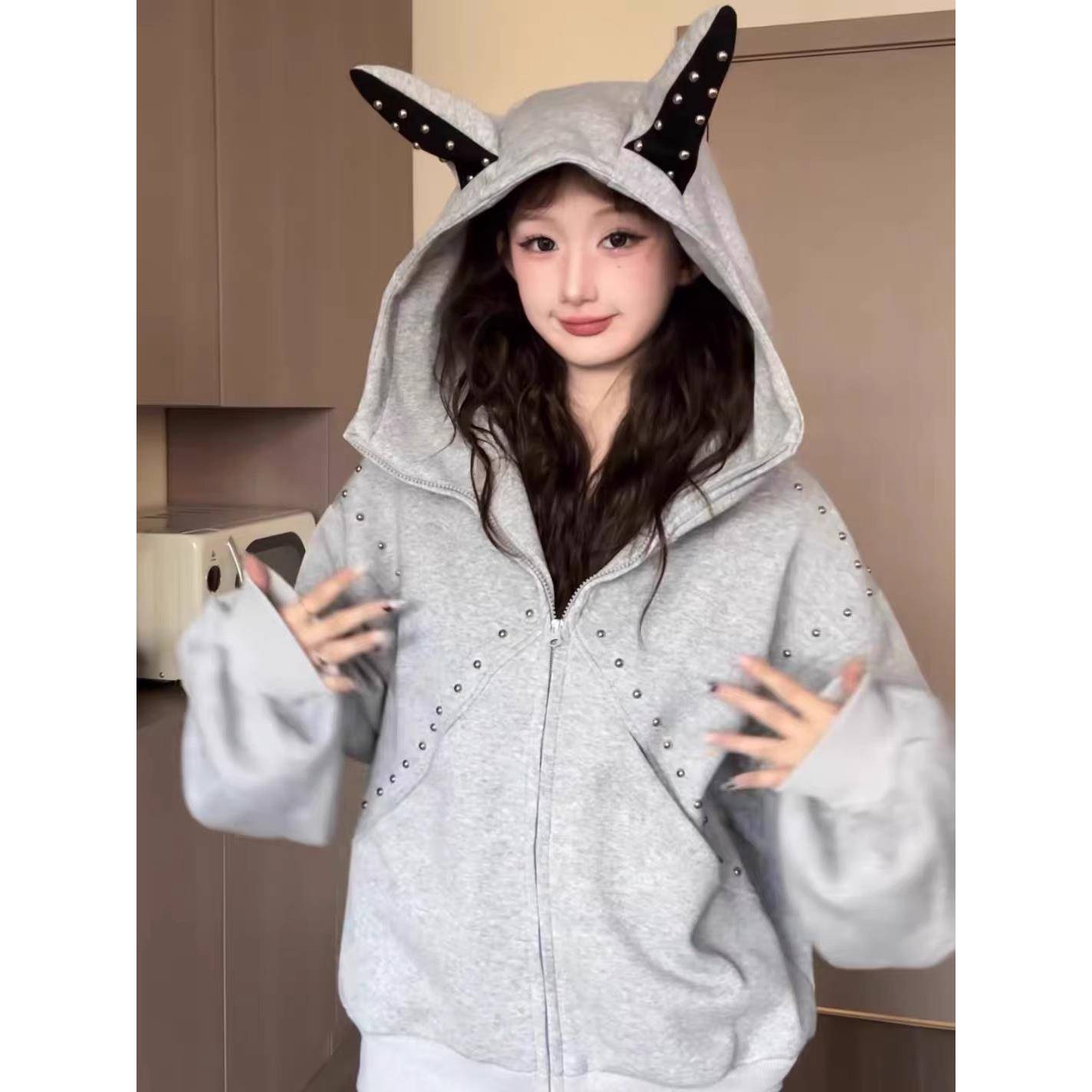 美式高街重工铆钉连帽开衫卫衣女秋冬新款小众设计感宽松拉链外套