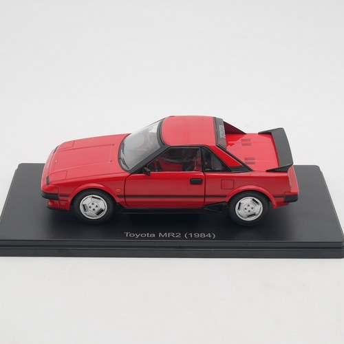 ixo 1:24 Toyota MR2 1984丰田轿跑合金汽车模型收藏玩具车