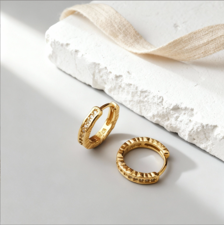 通体S925纯银耳扣小巧简约日常耳环质感锆石电镀真金小圈养耳洞款,饰品/流行首饰/时尚饰品新,银饰耳饰,淘宝优惠券,粉丝福利购,淘宝优惠卷