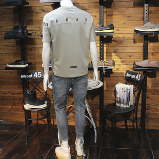 后背单排字母加厚男短袖 帅气侧拼接设计厚料T恤 秋冬青年圆领修身