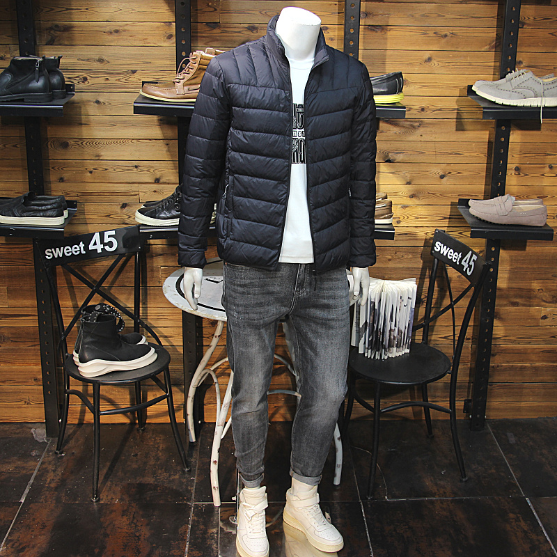 冬季男士立领轻薄羽绒夹克修身休闲净版帅气薄款便携羽绒服